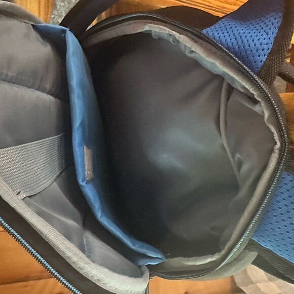 Dell Black Geometric Laptop Bag Sleek and Durable - Picture 3 of 4